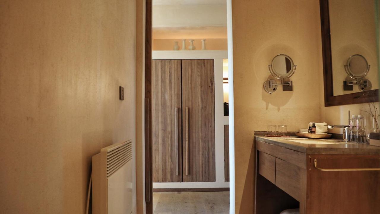 Deqen Sunyata Hotel. Deqin Meili מראה חיצוני תמונה