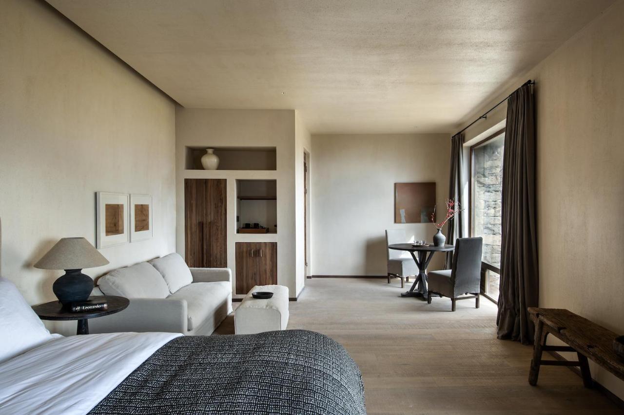 Deqen Sunyata Hotel. Deqin Meili מראה חיצוני תמונה